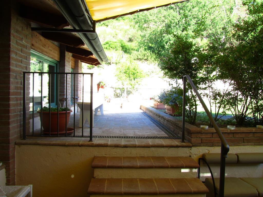 Le Torracce Agriturismo Olistico Valfabbrica Ngoại thất bức ảnh